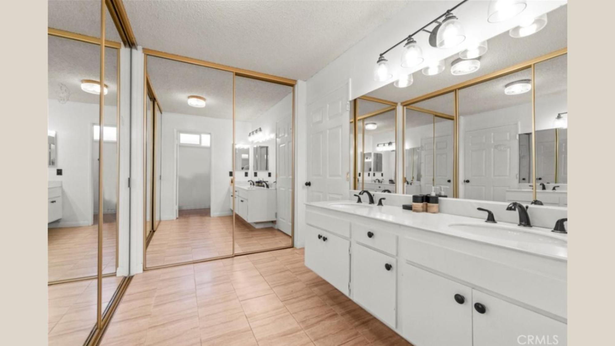 Valley Gem, Spacious 5 Bedroom 3 Bath, Sleeps 11 * Los Ángeles